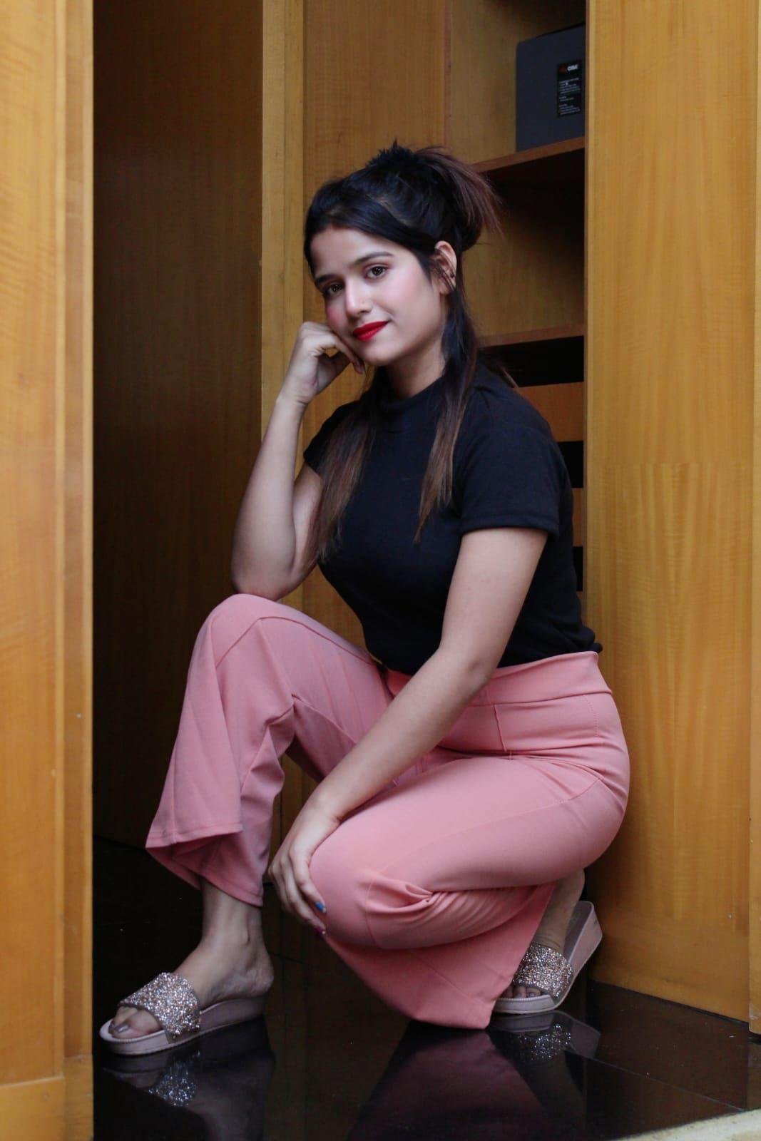  call girl Model Town